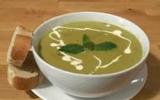 アスパラガスのスープ：写真付きレシピ
